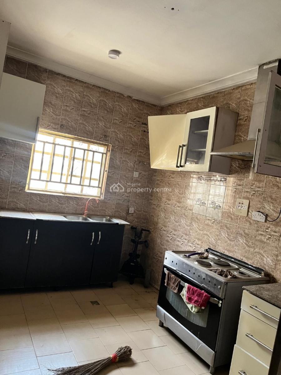 Clean  and Affordable 3 Bedroom Bungalow 1 Bq, Palmheight Estate Phase1, Sabon Lugbe, Lugbe District, Abuja, Detached Bungalow for Sale