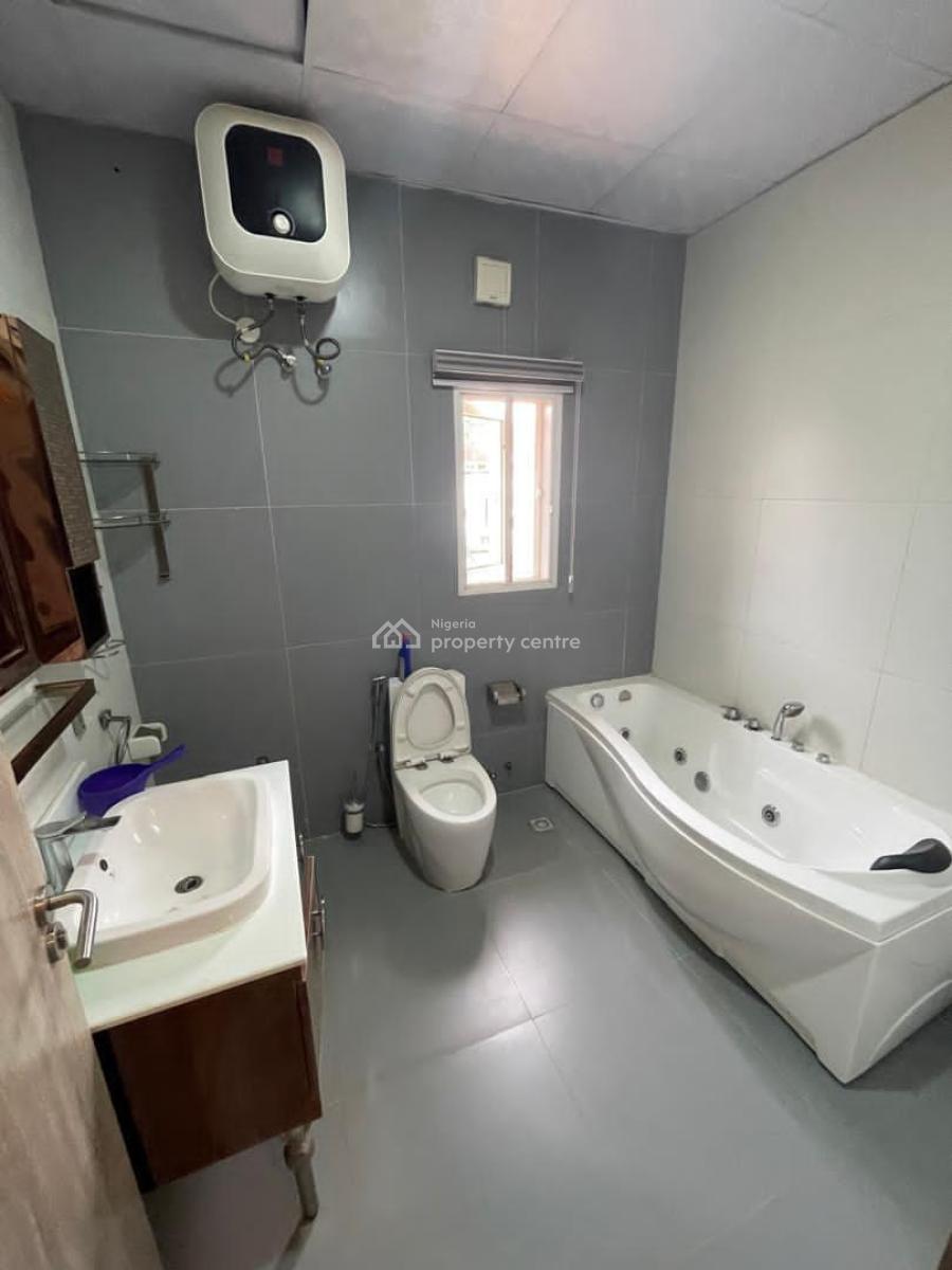 a Very Good Furnished & Serviced 4-bedroom Terrace Duplex + 1bq, Guzape District, Abuja, Terraced Duplex for Rent