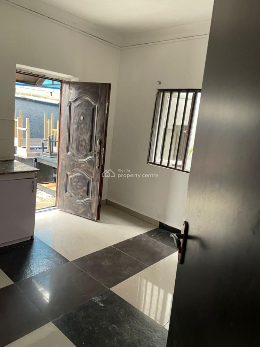 Lovely and Spacious Studio Apartment in a Serene Area, Lekki 1, Lekki, Lagos, Mini Flat (room and Parlour) for Rent
