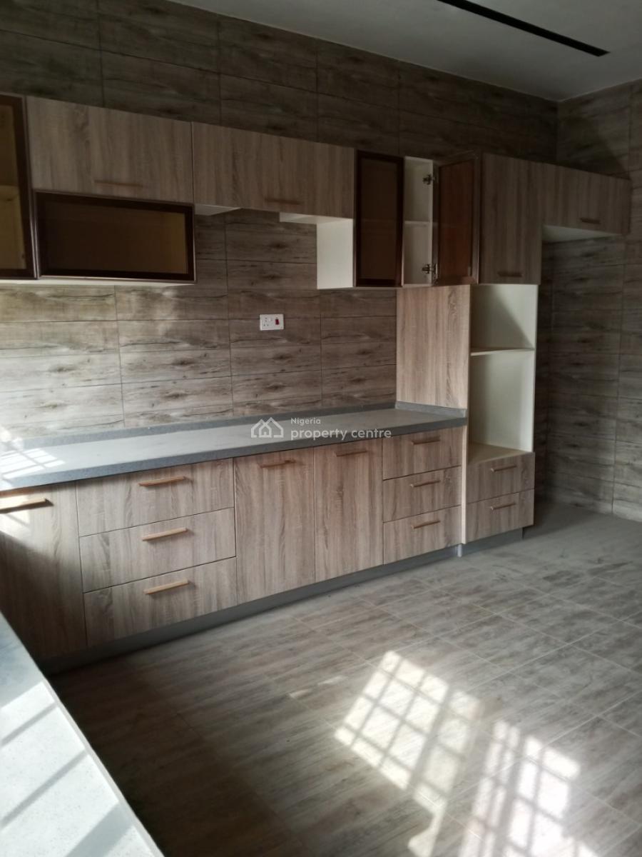 Luxury 4-bedroom Terrace Duplex with Bq, Guzape District, Abuja, Terraced Duplex for Sale