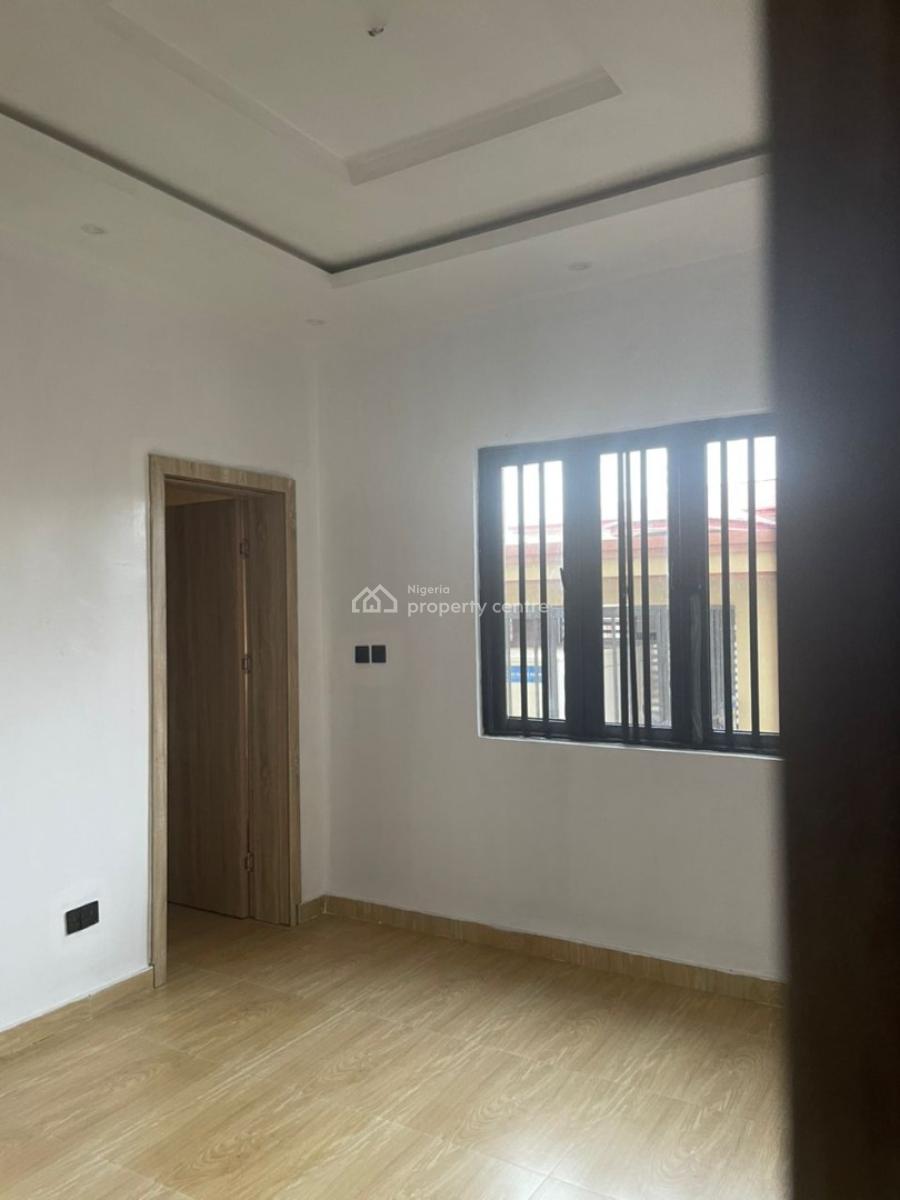 Tastefully Finished and Newly Renovated 3bedroom Flat All Room En-suit, Lekki Phase 1, Lekki, Lagos, Flat / Apartment for Rent