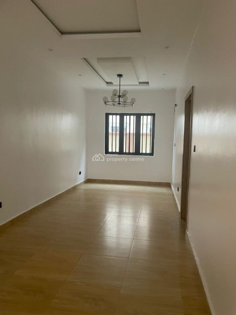 Tastefully Finished and Newly Renovated 3bedroom Flat All Room En-suit, Lekki Phase 1, Lekki, Lagos, Flat / Apartment for Rent