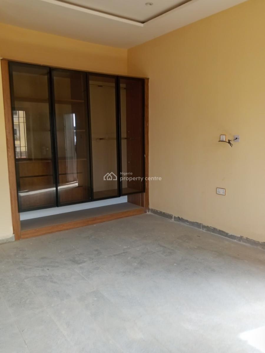 Luxury 4-bedroom Terrace Duplex with Bq, Guzape District, Abuja, Terraced Duplex for Sale