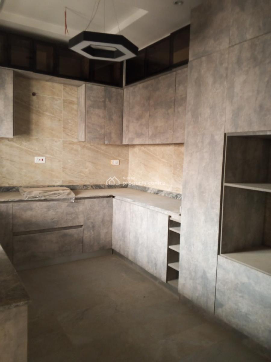 Luxury 4-bedroom Terrace Duplex with Bq, Guzape District, Abuja, Terraced Duplex for Sale