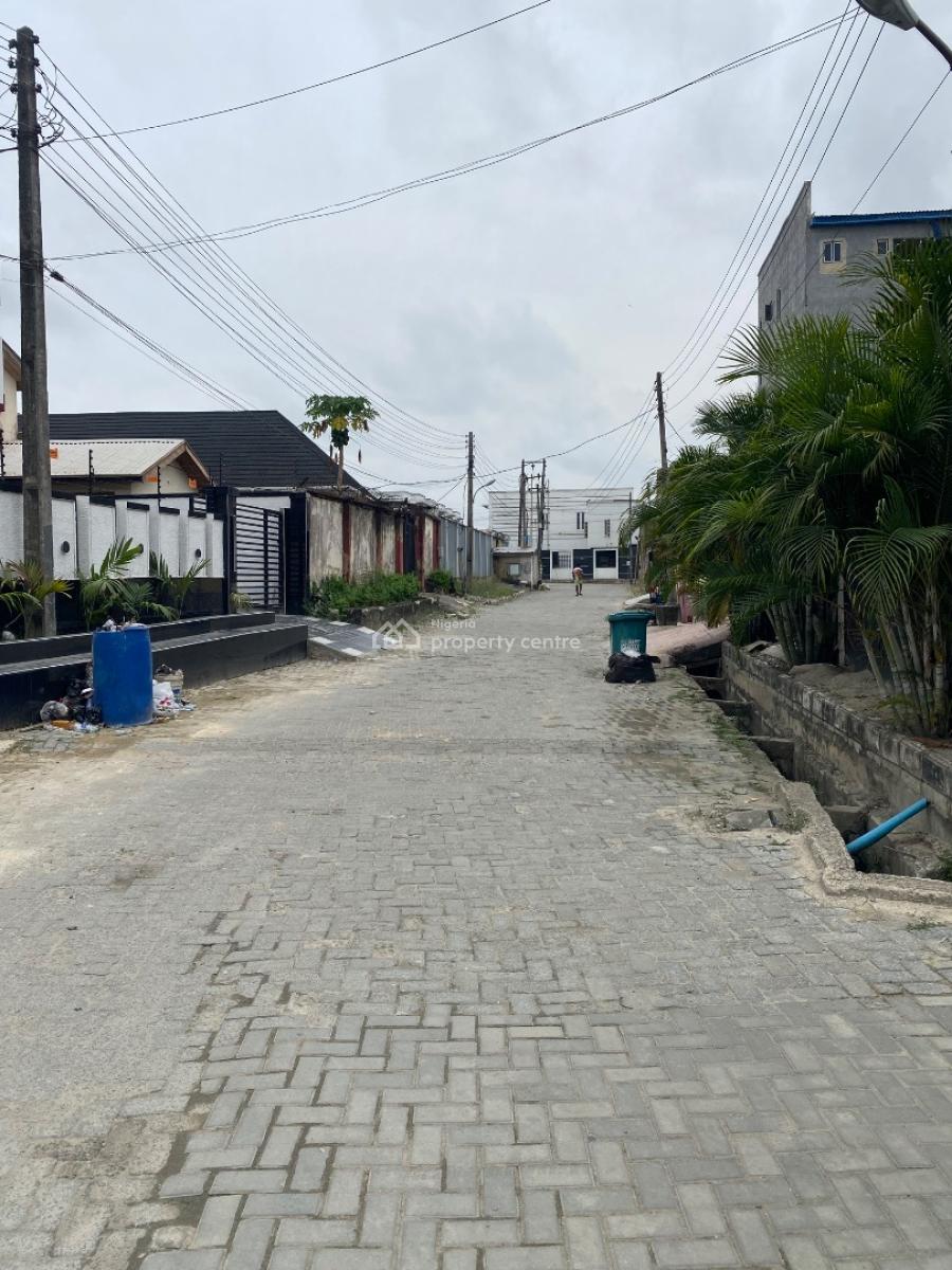 Spacious 3bedroom Duplex Comes with Bq, Thamos Estate, Ajah, Lagos, Semi-detached Duplex for Sale