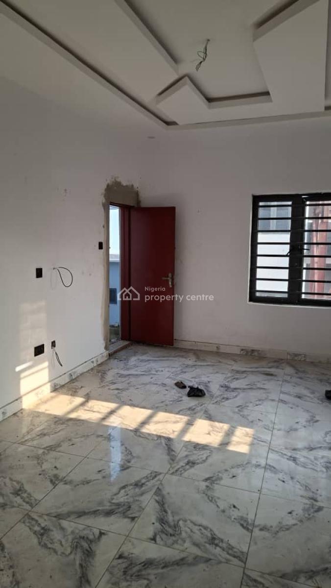 4 Bedroom Terrace Duplex with C of O, Beach Front Estate, Lekki, Lagos, Terraced Duplex for Sale