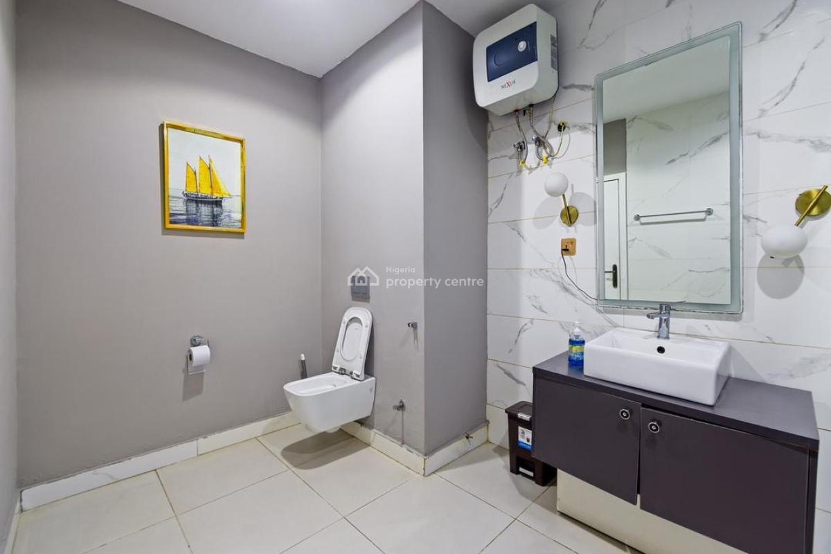 Cozy 3 Bedroom Apartment with Swimming Pool, Gym, Snooker Board, Lekki Phase 1, Lekki, Lagos, Flat / Apartment Short Let