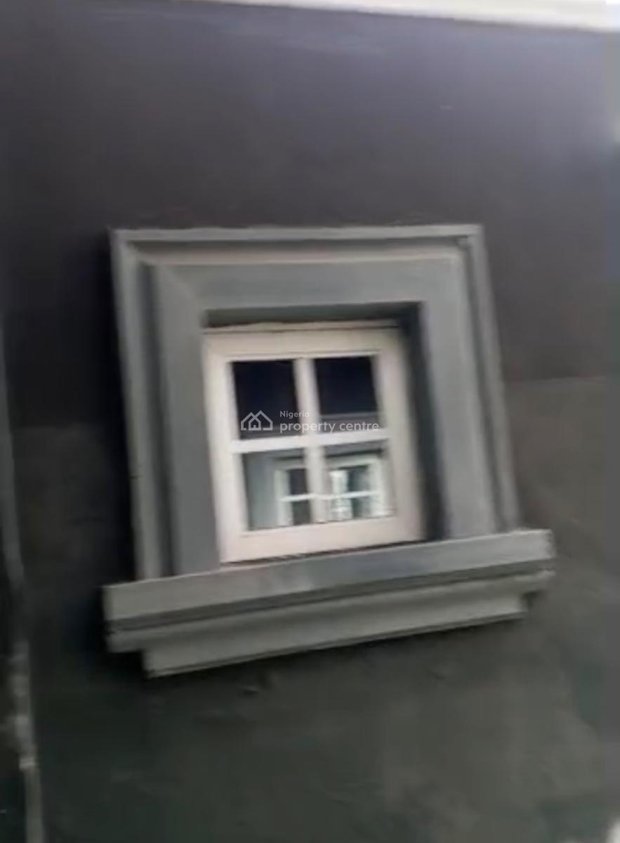Two Bedroom with Bq, Lekki Phase 1, Lekki, Lagos, Flat / Apartment for Rent