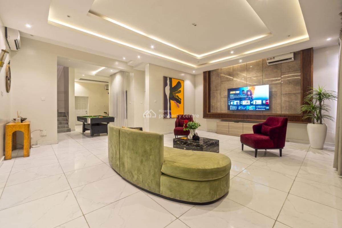 Luxury 2 Bedroom Apartment with a Private Cinema, Snooker Board, Swimm, Lekki Phase 1, Lekki, Lagos, Flat / Apartment Short Let