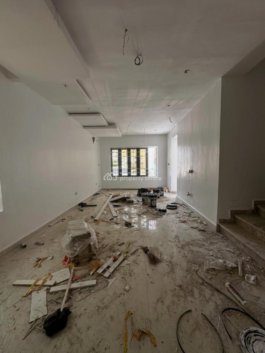 Luxury 4 Bedroom Terrace Duplex with Bq, Guzape District, Abuja, Terraced Duplex for Sale