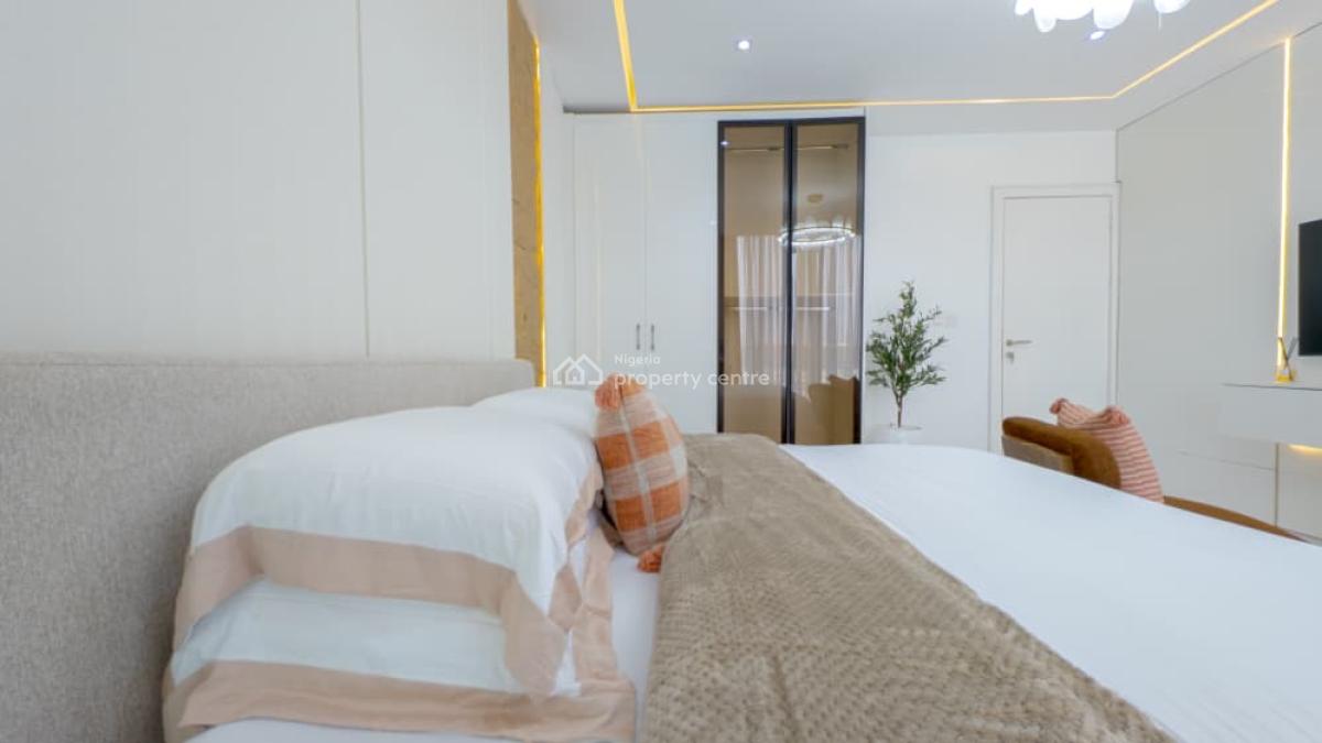 One Bedroom Apartment with Balcony  Available, Lekki Phase 1, Lekki, Lagos, Flat / Apartment Short Let