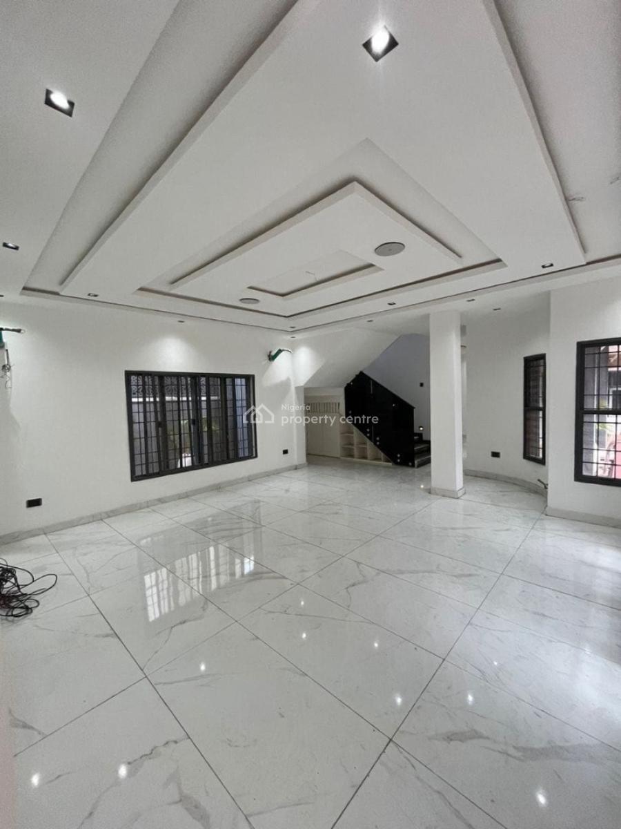 5 Bedroom Fully Detached Duplex with Bq, Lekki Phase 1, Lekki, Lagos, Detached Duplex for Rent