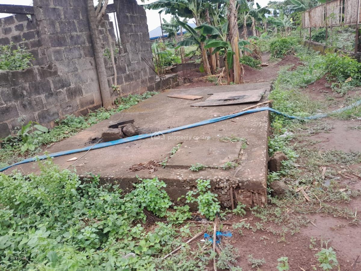 Demolishable Property on a Land Measuring Approximately 1300sqm, Off Ijede Express Way,, Gberigbe, Ikorodu, Lagos, Detached Duplex for Sale