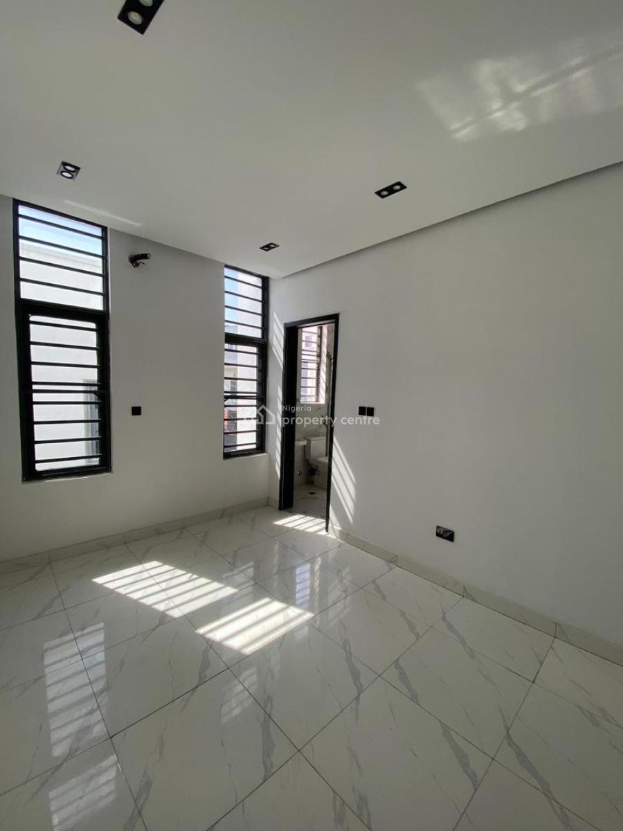 Elegant 2-bedroom Apartment, Ologolo, Lekki, Lagos, Flat / Apartment for Sale