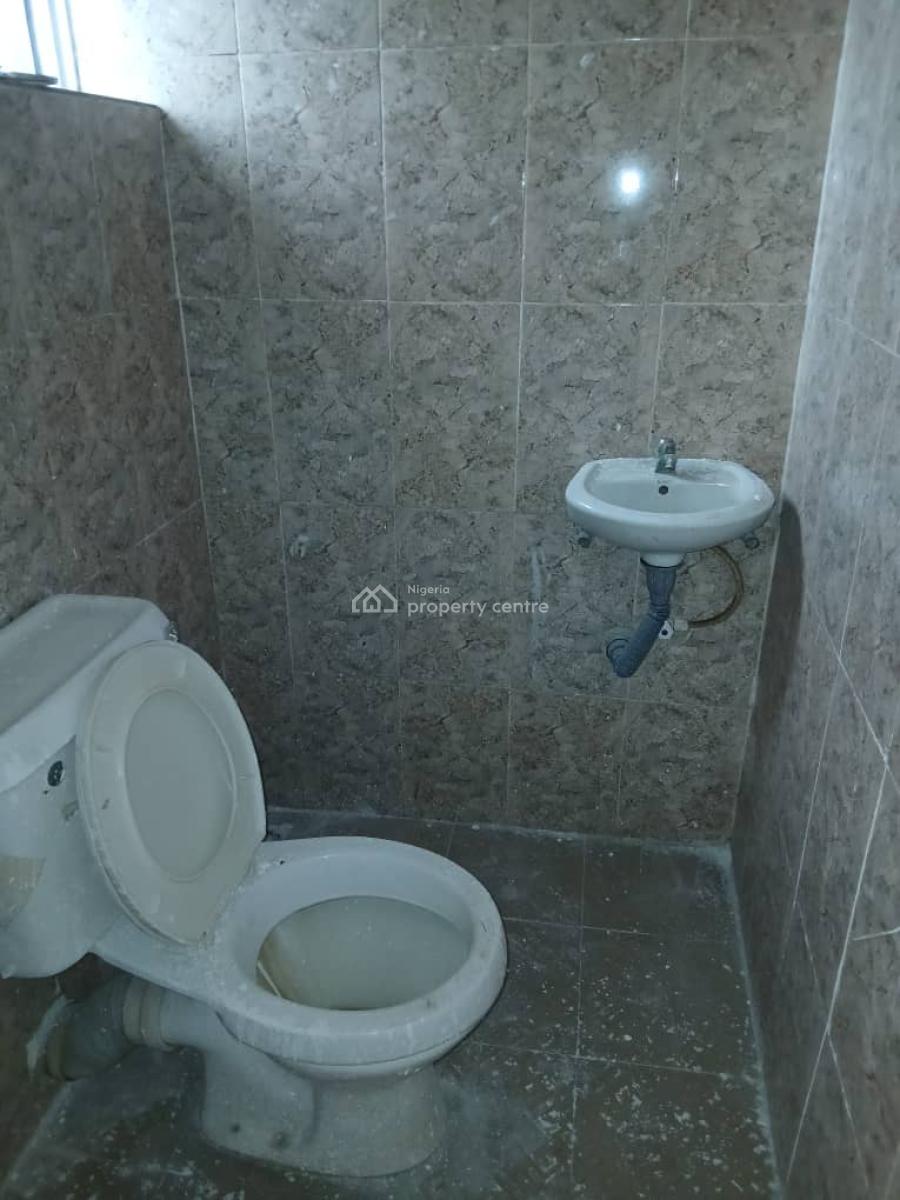 Standard Mini Flat, 19 Alhaji Olu Street, Close to Greenville Estate, Badore, Ajah, Lagos, Mini Flat (room and Parlour) for Rent