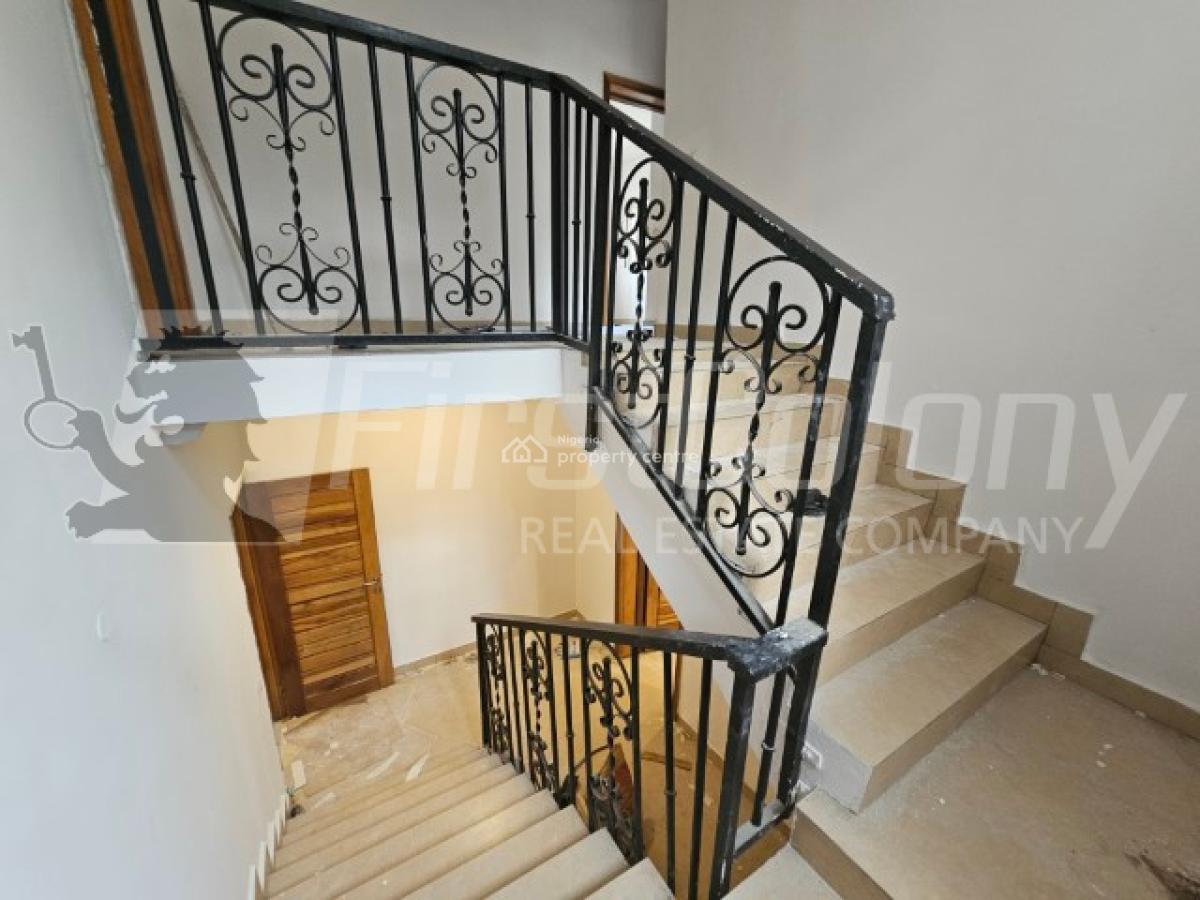 Massive 5 Bedroom Detached Home (with Spacious Private Compound), Banana Island, Ikoyi, Lagos, Detached Duplex for Rent