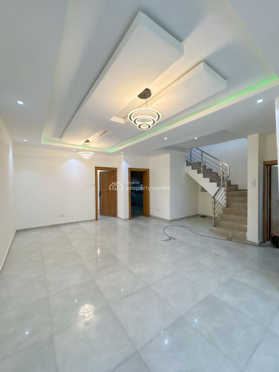 3 Bedroom Terrace Duplex, L.c.c Rd, 2nd Toll Gate, Lekki, Lekki, Lagos, Terraced Duplex for Sale