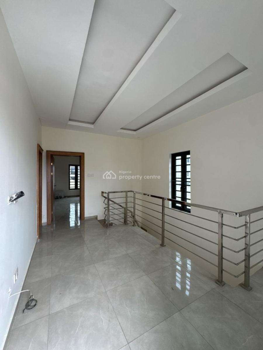 3 Bedroom Terrace Duplex, L.c.c Rd, 2nd Toll Gate, Lekki, Lekki, Lagos, Terraced Duplex for Sale