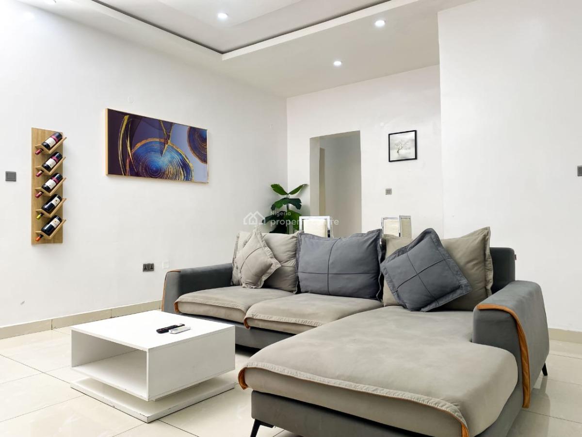 Beautiful 3 Bedroom Apartment, Opebi, Ikeja, Lagos, Flat / Apartment Short Let