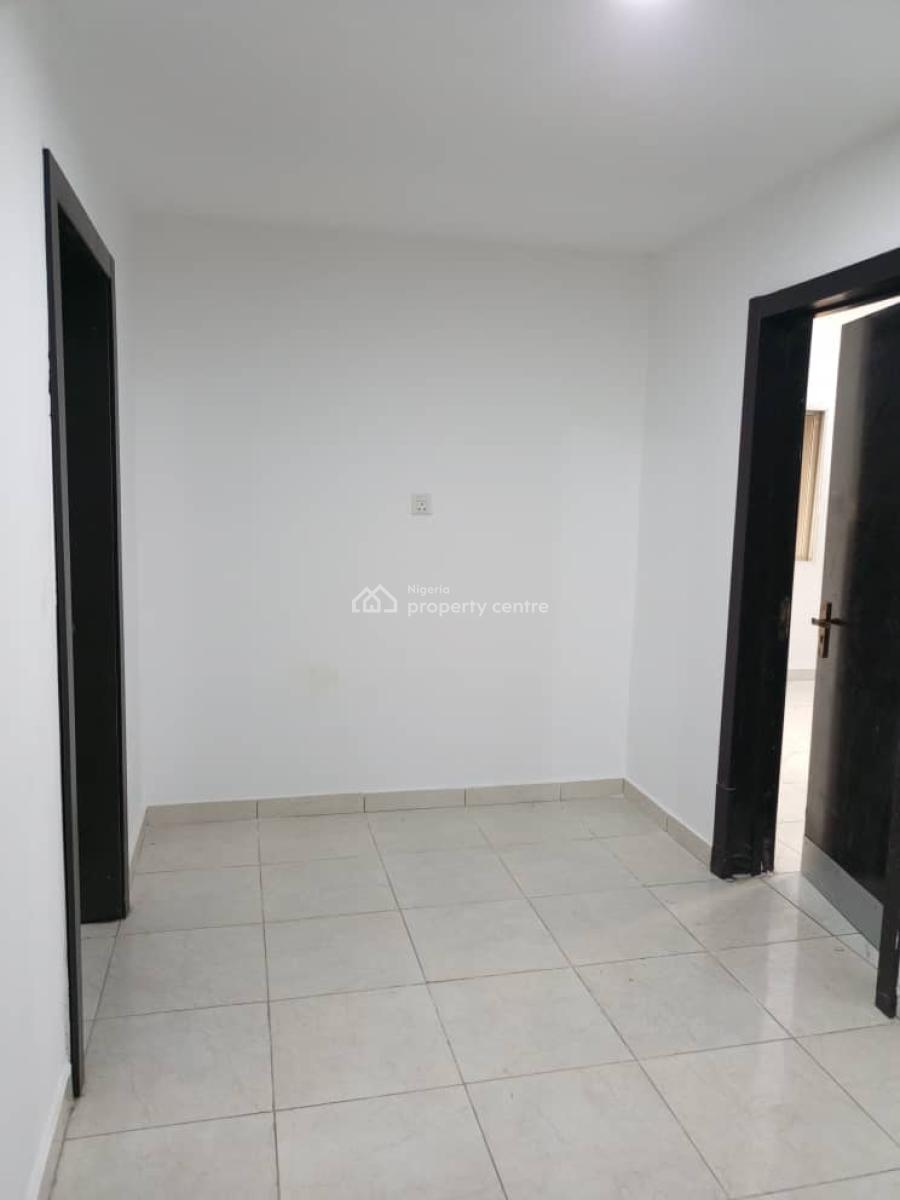 Neatly Used 4 Bedroom Commercial Space, Off Sanusi, Victoria Island (vi), Lagos, Office Space for Rent