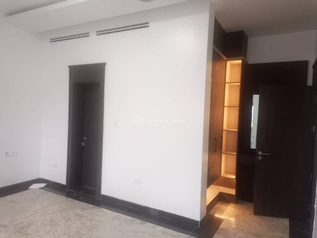 Relatively New 5 Bedroom Detached Triplex with 2 Rooms Bq and a Study, Ikeja Gra, Ikeja, Lagos, Detached Duplex for Rent