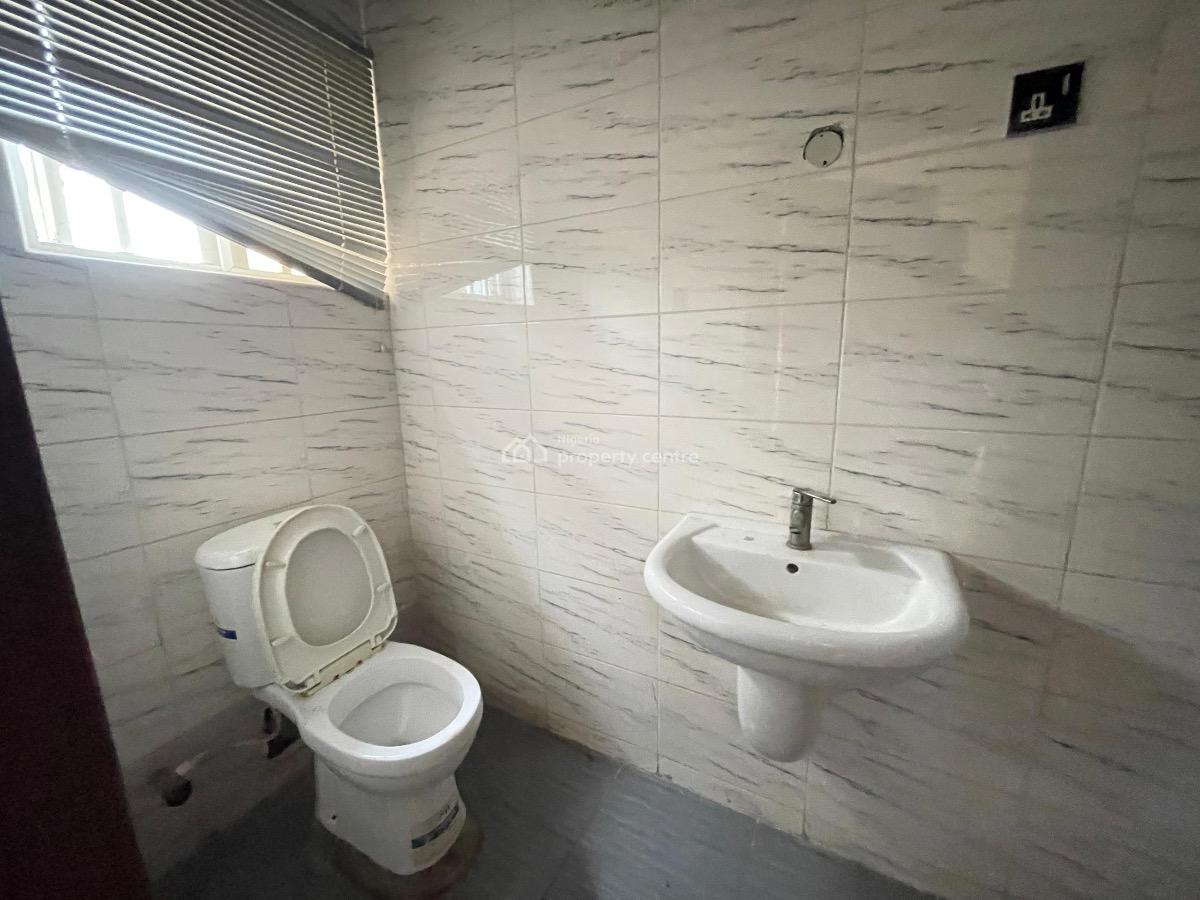Spacious 5 Bedroom Terrace Duplex + Laundry  Room, Peninsula Garden Estate, Behind Blenco, Ajah, Lagos, Sangotedo, Ajah, Lagos, Terraced Duplex for Rent