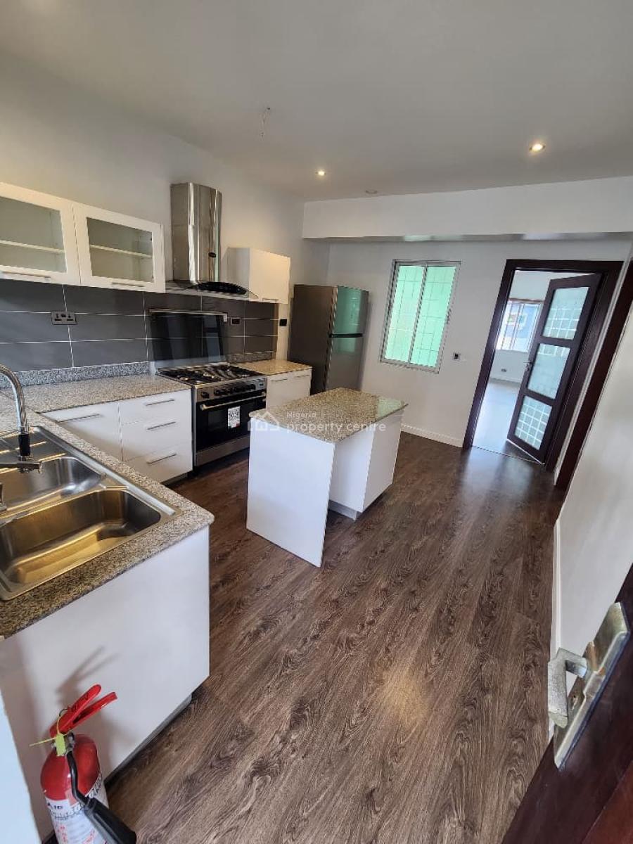 Lovely 3 Bedroom Ensuite Apartment with Bq, Nike Art Center, Lekki, Lagos, Flat / Apartment for Rent