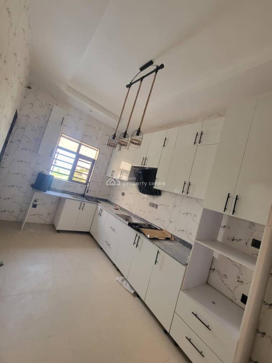 Executive 2 Bedroom Apartment, Lekki Scheme 2 Ajah Lagos, Lekki Phase 2, Lekki, Lagos, Flat / Apartment for Rent