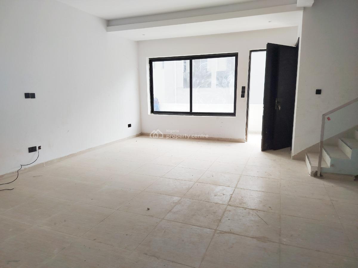 3 Bedroom Maisonette with a Bq, Lekki Phase 1, Lekki, Lagos, Terraced Duplex for Sale