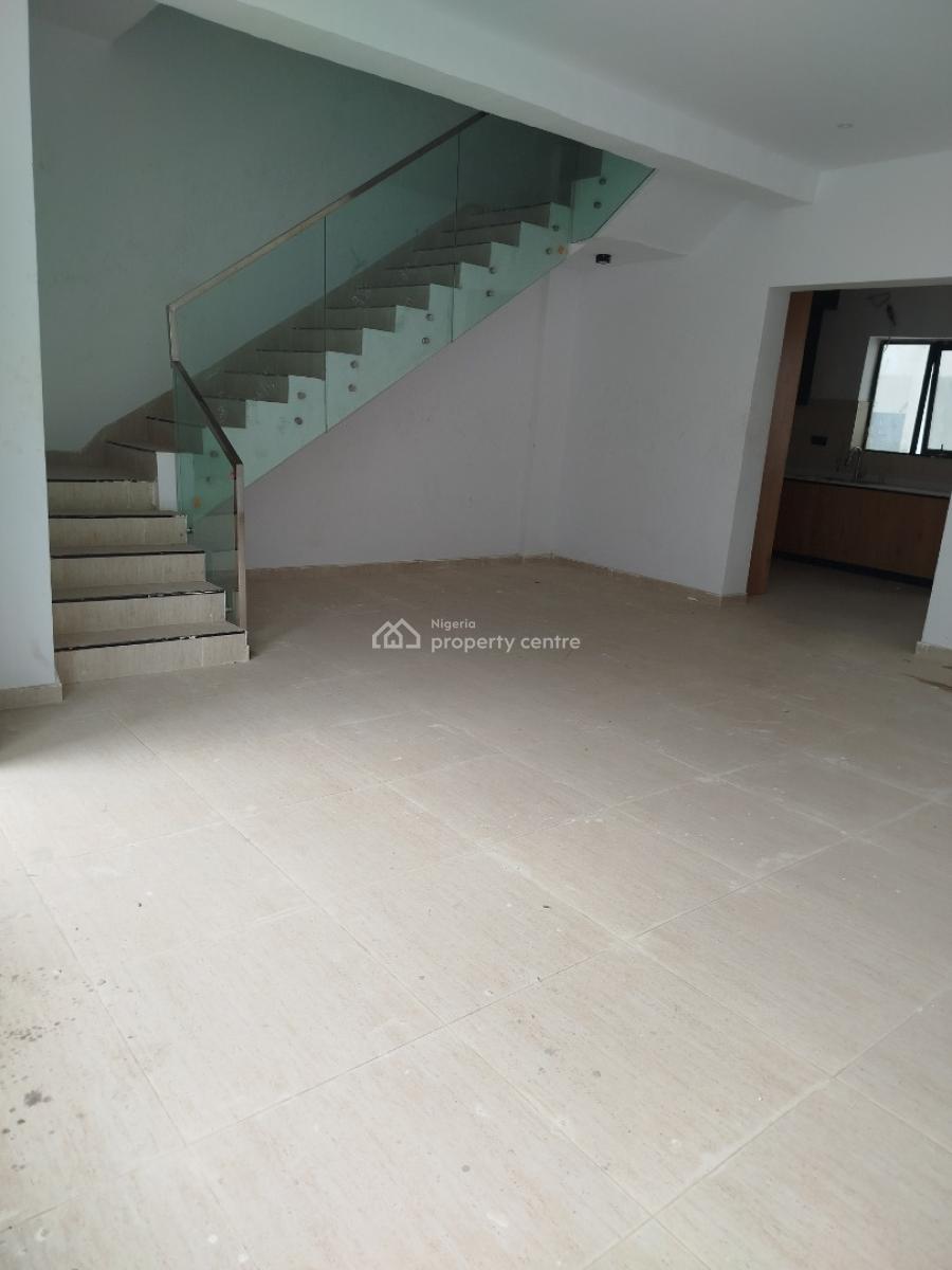 3 Bedroom Maisonette with a Bq, Lekki Phase 1, Lekki, Lagos, Terraced Duplex for Sale