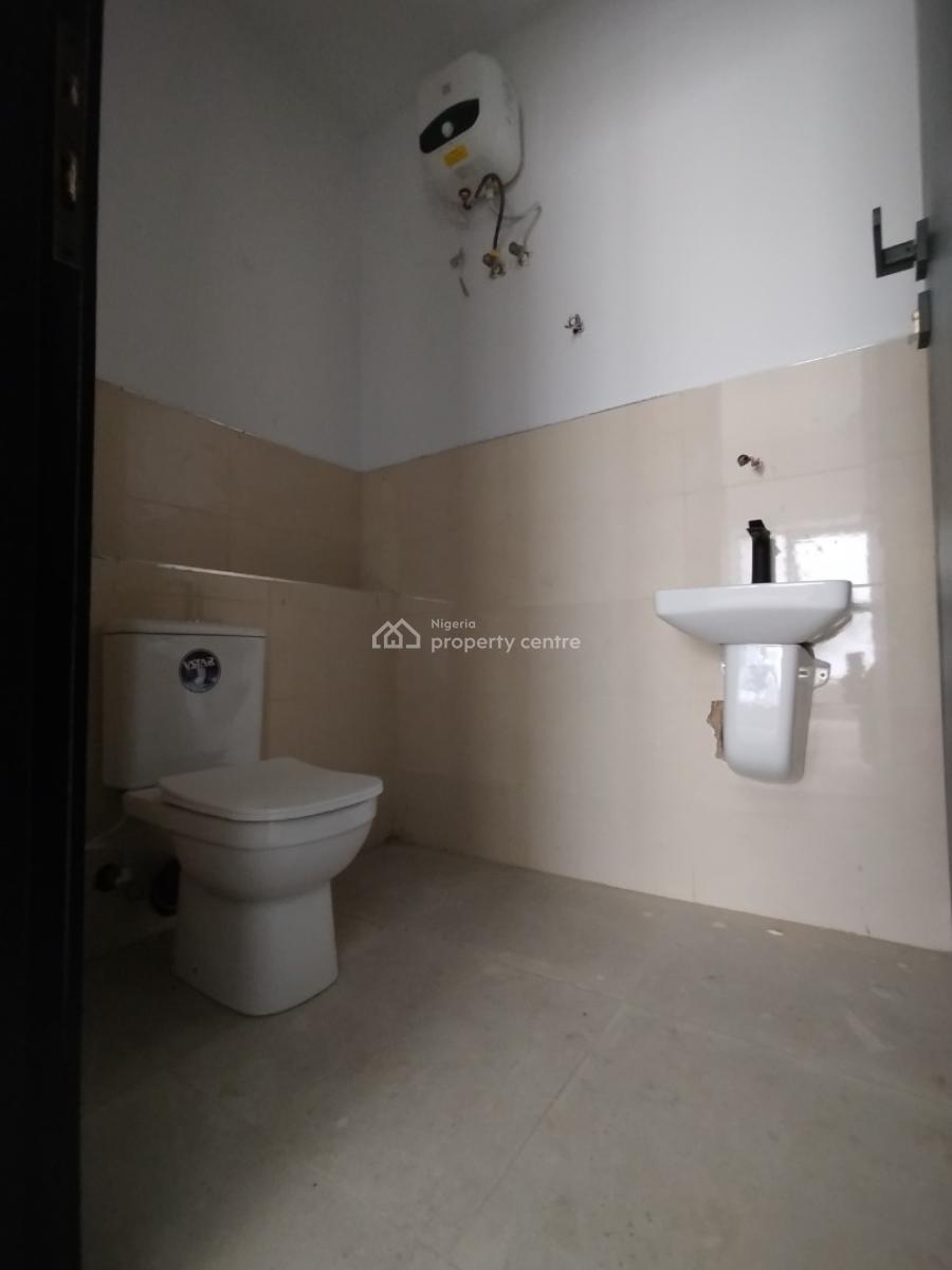 3 Bedroom Maisonette with a Bq, Lekki Phase 1, Lekki, Lagos, Terraced Duplex for Sale