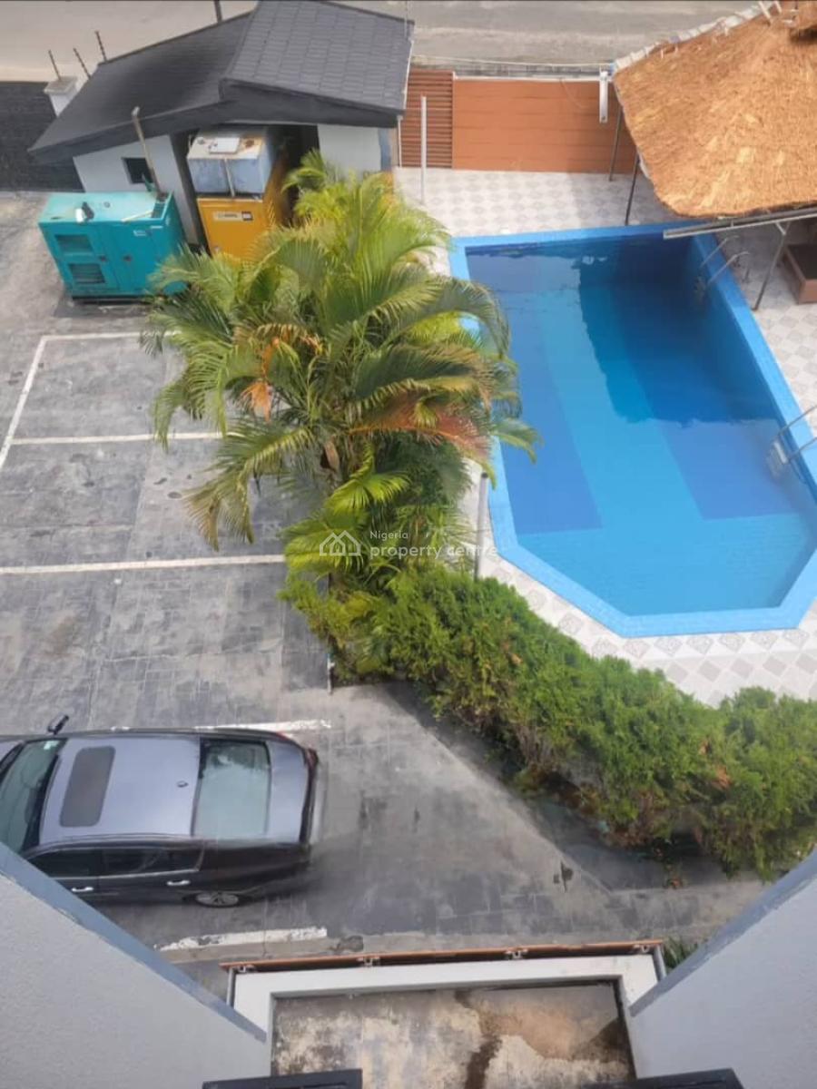 Serviced 2 Bedroom Flat with Bq,fitted Kitchen, En-suite Rooms, Pool, Victoria Island (vi), Lagos, Flat / Apartment for Rent