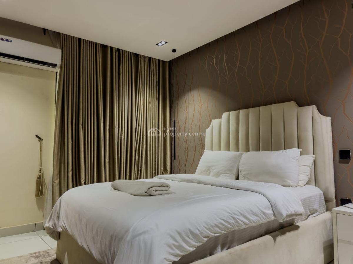 Luxury 2 Bedroom Apartment with Swimming Pool, Lekki Phase 1, Lekki, Lagos, Flat / Apartment Short Let