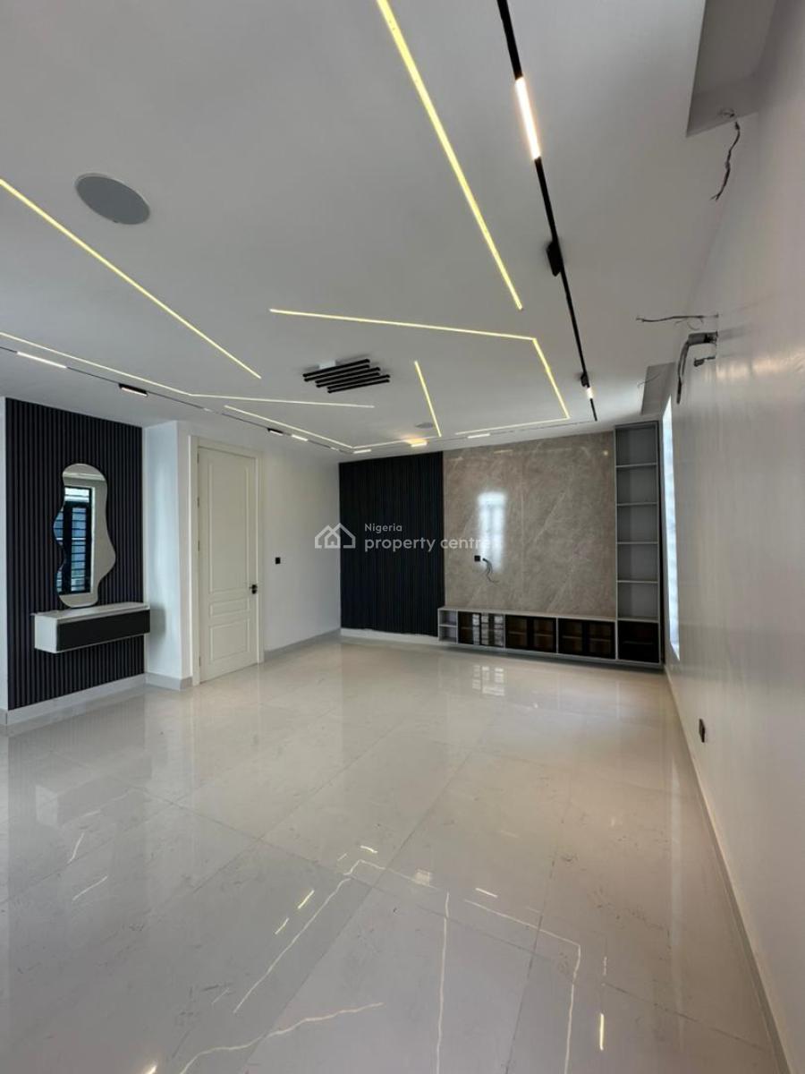 Spacious 2 Bedroom Apartment with Elevators and a Swimming Pool, Ikate, Lekki, Lagos, House for Sale
