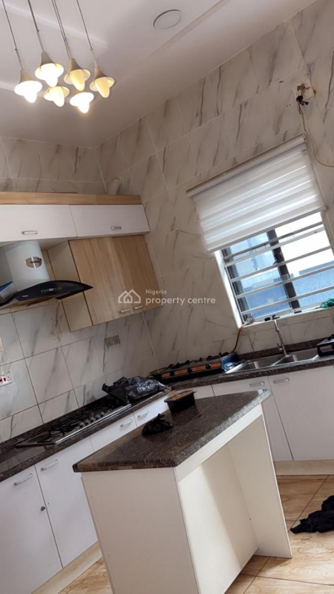 Affordable and Cheap Bq, Orchid Road Lekki, Lekki, Lagos, Self Contain (single Rooms) for Rent