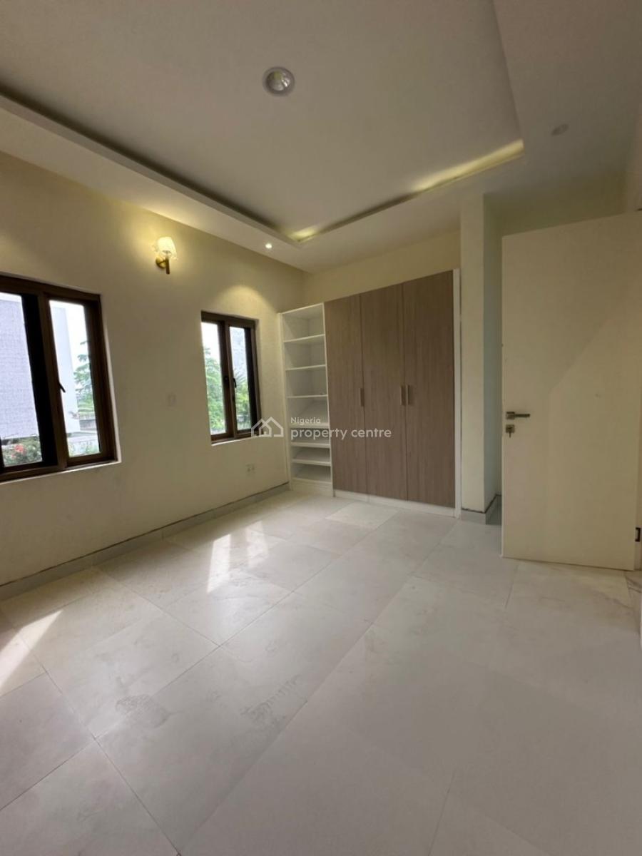 Five Bedroom Terrace with Rooftop, Banana Island, Ikoyi, Lagos, Terraced Duplex for Sale