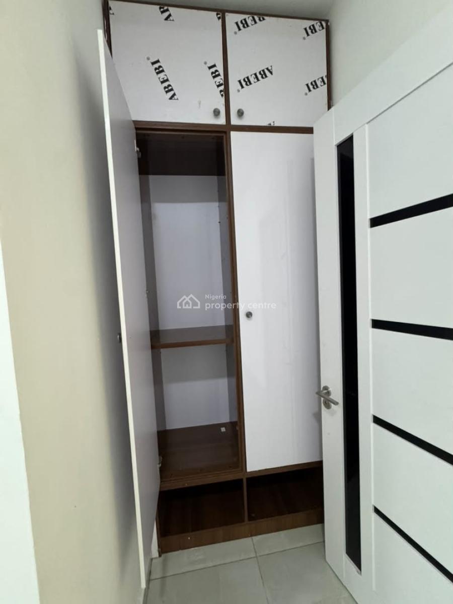 Amazing 3 Bedroom Apartment, Lekki Phase 1, Lekki, Lagos, Flat / Apartment for Rent