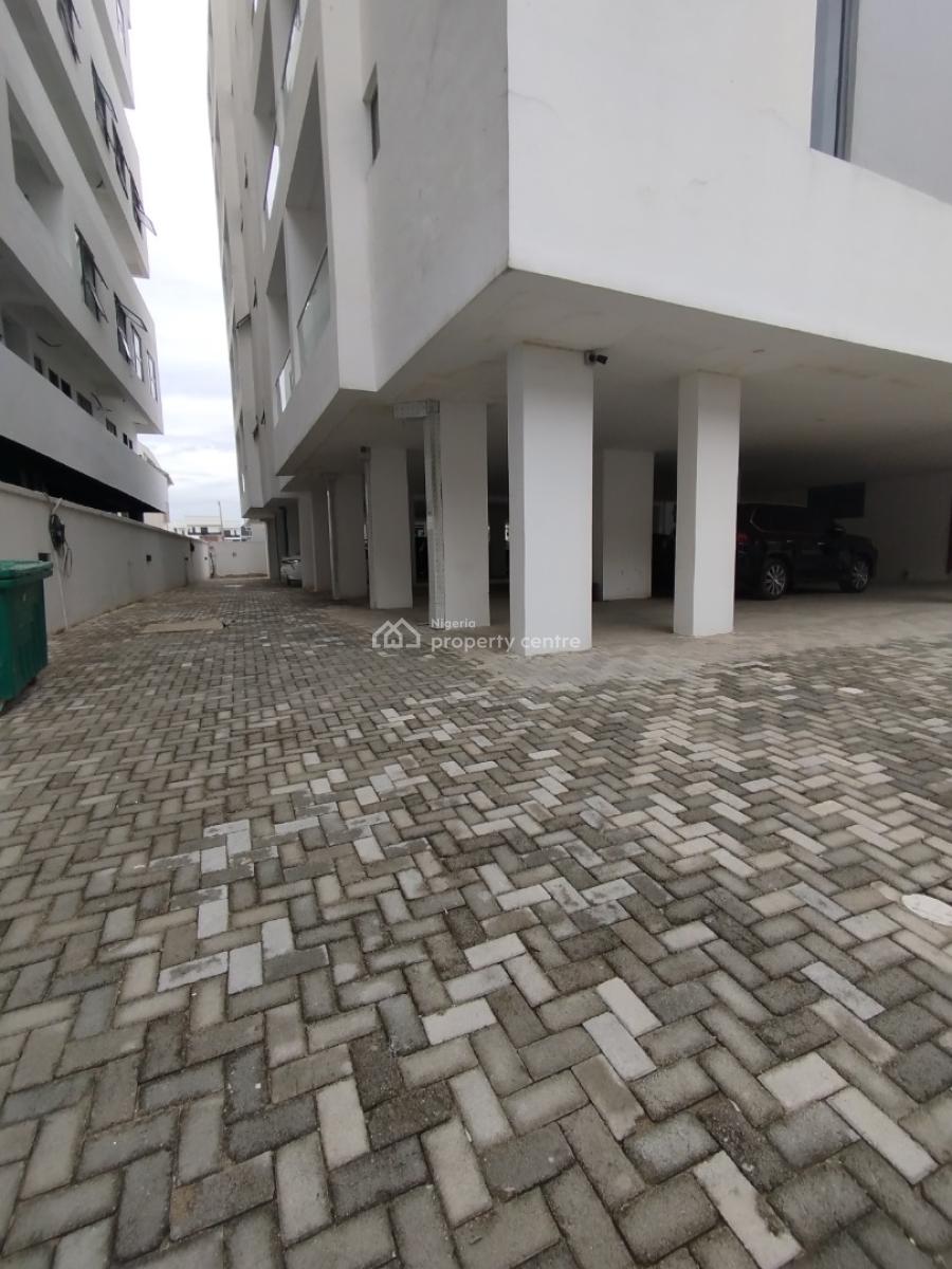 2 Bedroom Apartment with Swimming Pool, Lekki Phase 1, Lekki, Lagos, Block of Flats for Sale