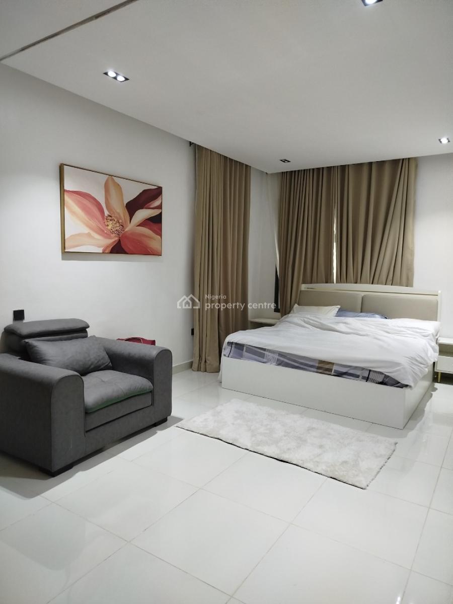 2 Bedroom Apartment, Lekki Phase 1, Lekki, Lagos, Block of Flats for Sale