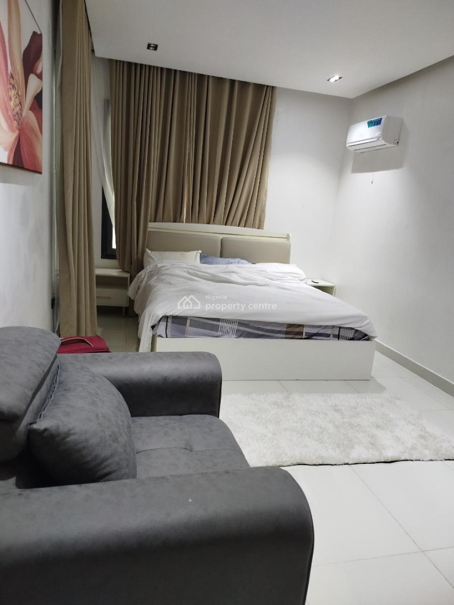 2 Bedroom Apartment, Lekki Phase 1, Lekki, Lagos, Block of Flats for Sale