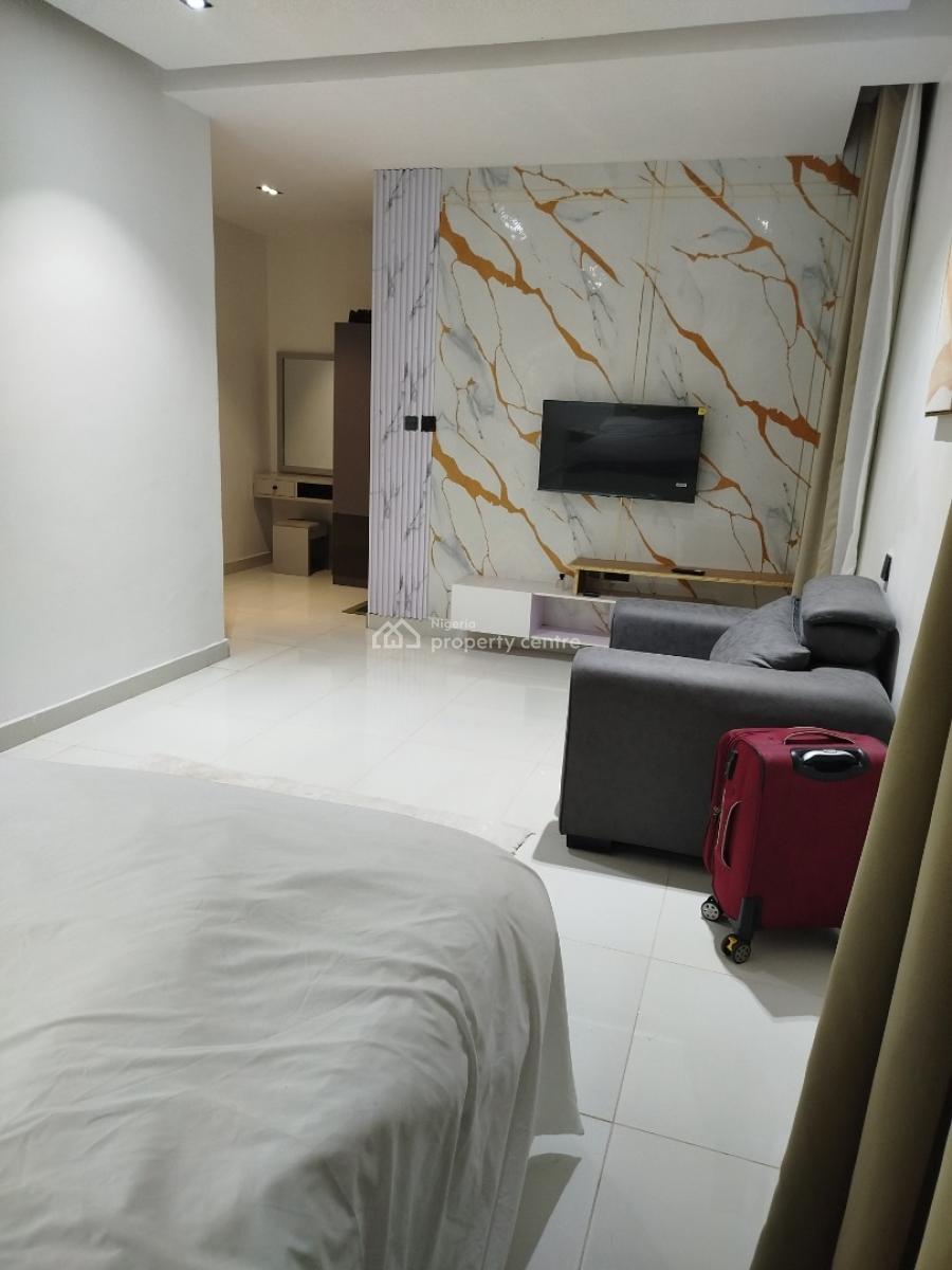 2 Bedroom Apartment, Lekki Phase 1, Lekki, Lagos, Block of Flats for Sale