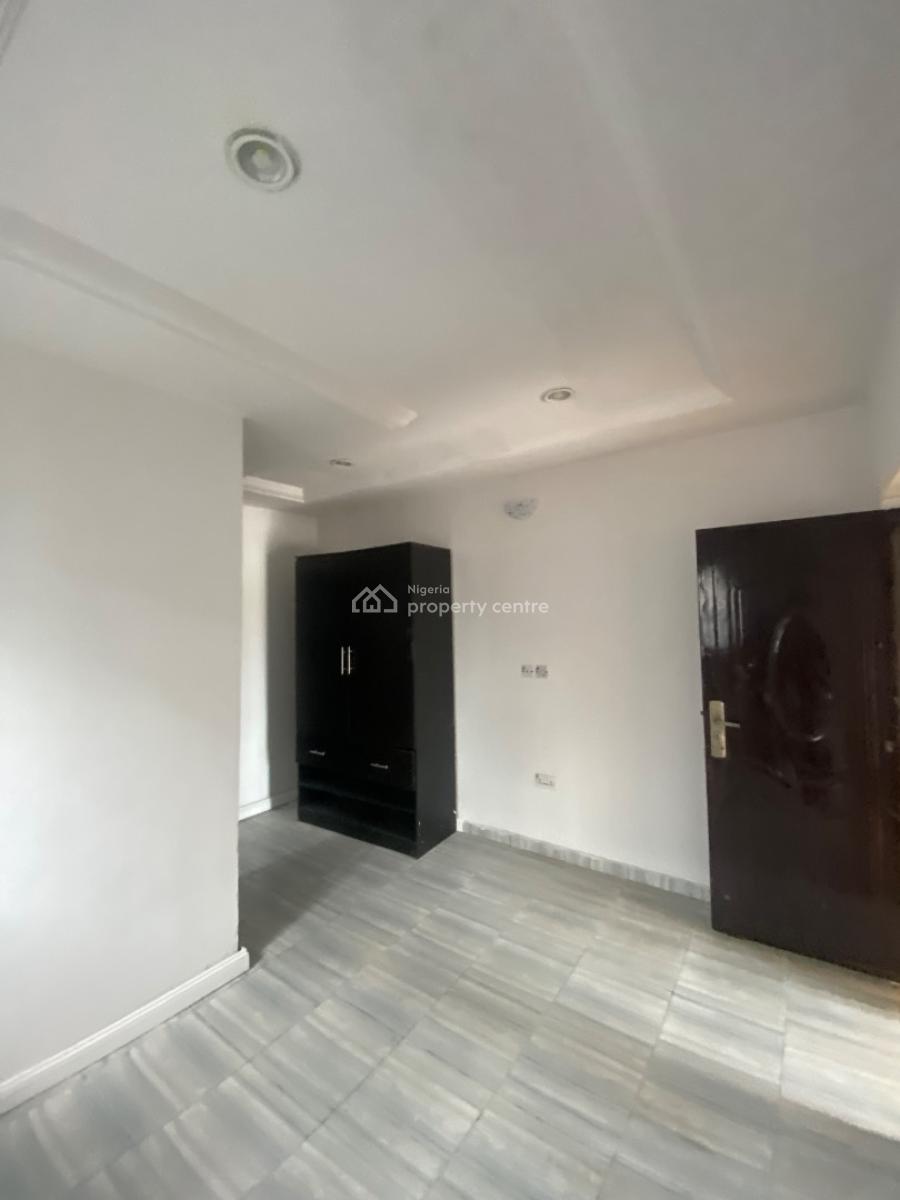 One Bedroom Apartment Upstairs in a Call to Acess Estate, Lbs, Ajah, Lagos, Flat / Apartment for Rent