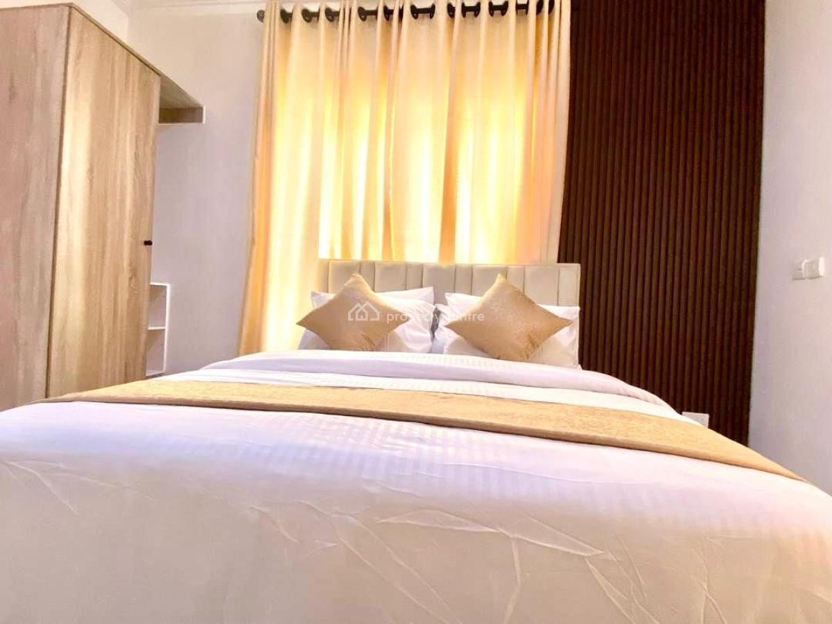 Well Maintained and Furnished 2 Bedroom Apartment, Western Foreshore, Osapa, Lekki, Lagos, Flat / Apartment for Rent