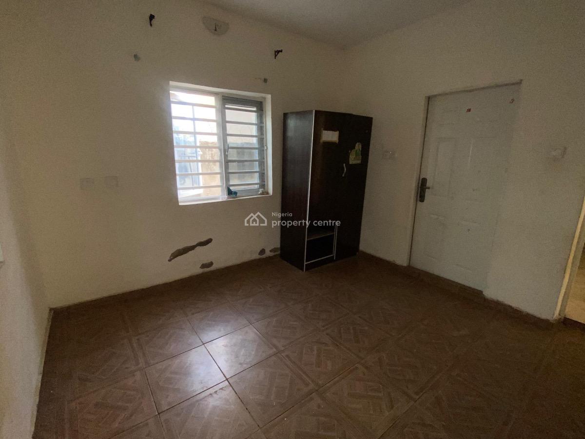 2-bedroom Apartment, Fha, Lugbe District, Abuja, Flat / Apartment for Sale