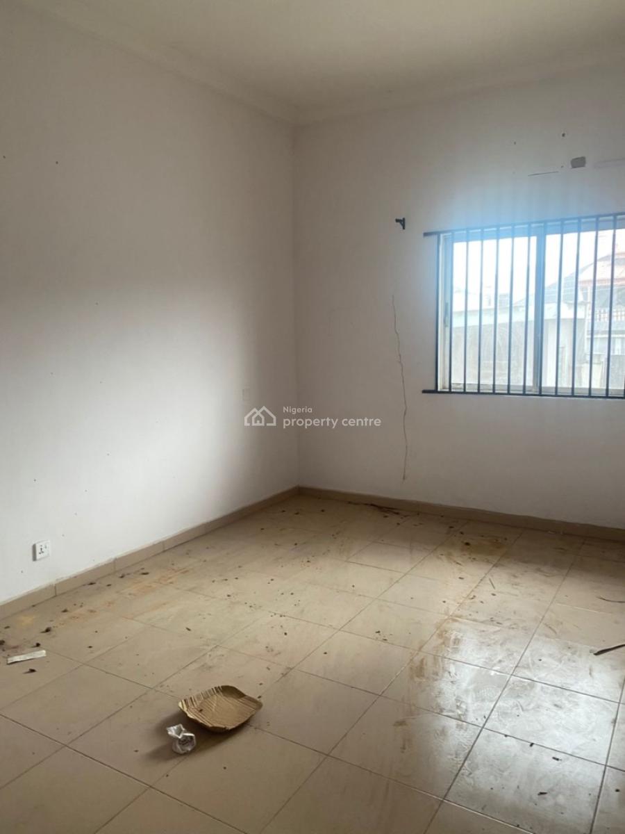 Well Renovated 2 Bedroom Flat (all Rooms Ensuite), Omole Phase 1, Ikeja, Lagos, Flat / Apartment for Rent