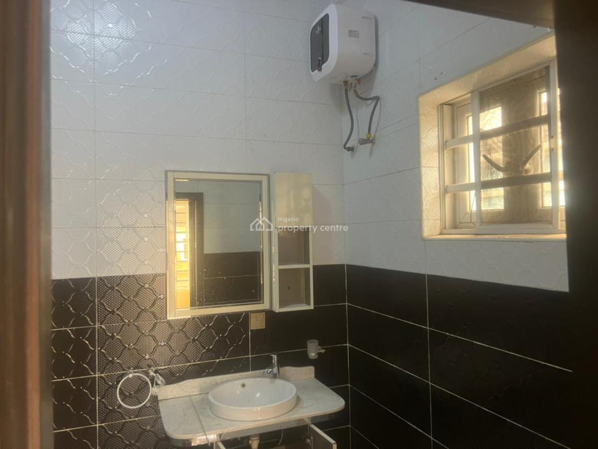 Self Compound 5 Bedroom Fully Detached Duplex with Bq, Chevron, Lekki, Lagos, Detached Duplex for Rent