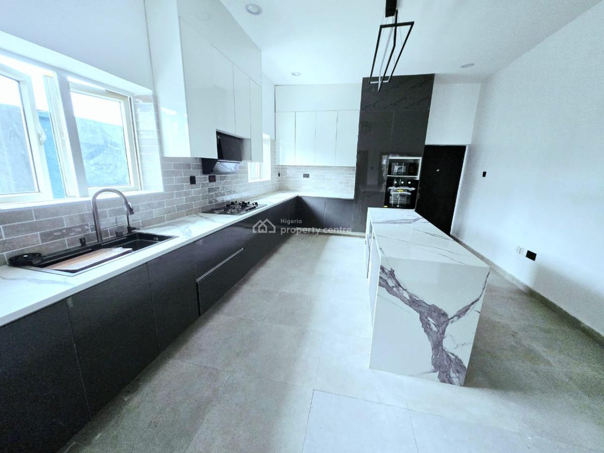 Spacious 5 Bedroom Fully Detached Duplex, Lekki Phase 1, Lekki, Lagos, Detached Duplex for Rent