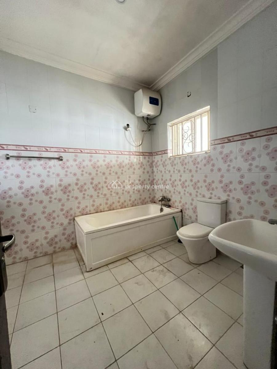 3bedroom Terrace Duplex at Guzape, Guzape, Guzape District, Abuja, Terraced Duplex for Rent