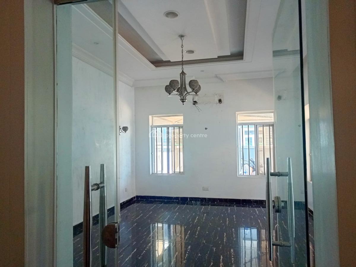 Self Compound 5 Bedroom Duplex with Bq, Chevron, Lekki, Lagos, Detached Duplex for Rent