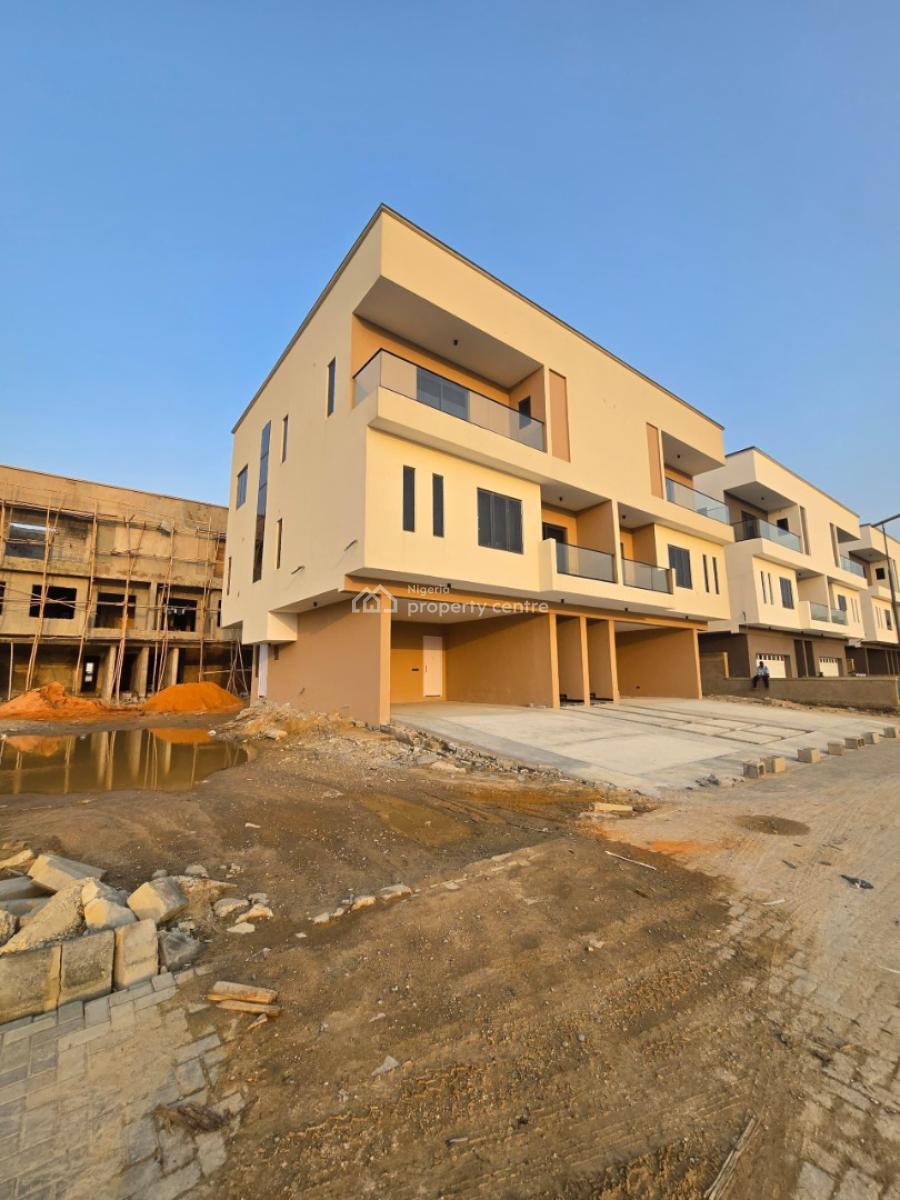 Magnificent 4 Bedroom Semi Detached Duplex with Bq, Lekki Phase 1, Lekki, Lagos, Semi-detached Duplex for Sale